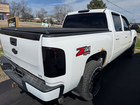 Used 2013 Chevrolet Silverado 1500 LTZ image 6