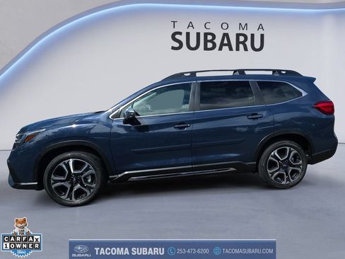 Used 2023 Subaru Ascent Limited w/ Technology Package AWD/4WD image 2