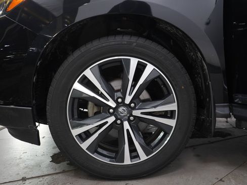 Used 2020 Nissan Pathfinder Platinum w/ Cargo Package AWD/4WD image 35