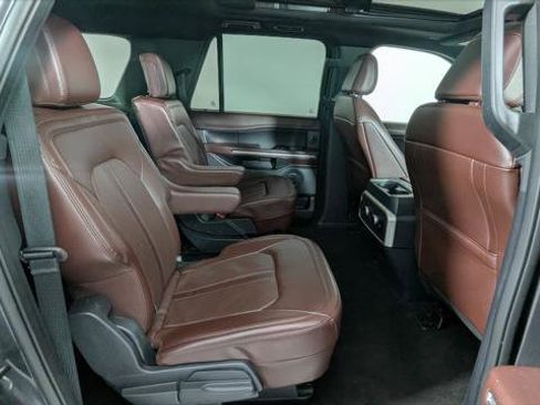 Used 2023 Ford Expedition Max Limited image 22