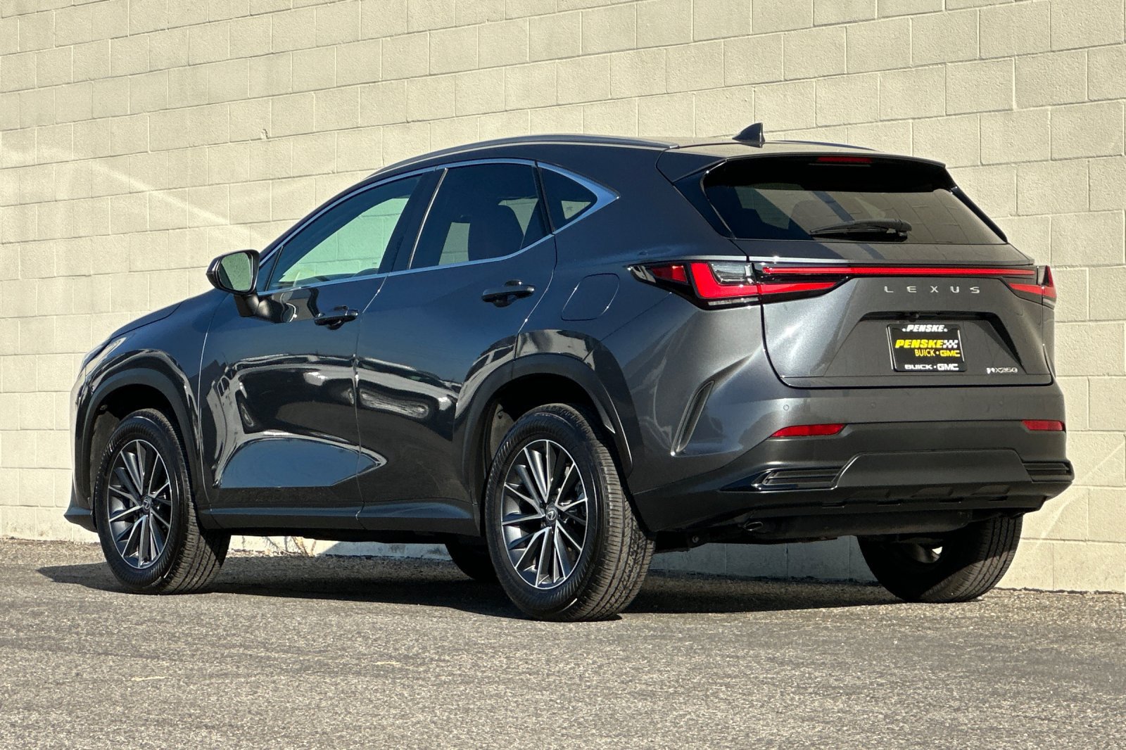 Used 2025 Lexus NX 250 FWD image 6