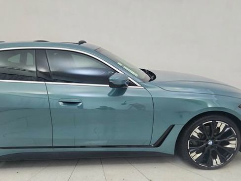 Used 2025 BMW 430i w/ Premium Package image 8