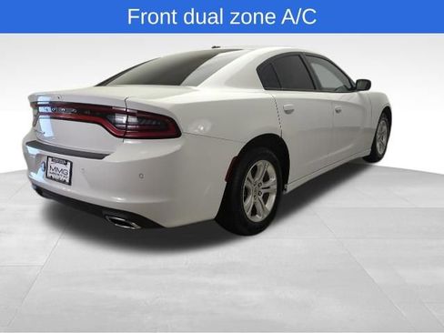 Used 2022 Dodge Charger SXT RWD image 7