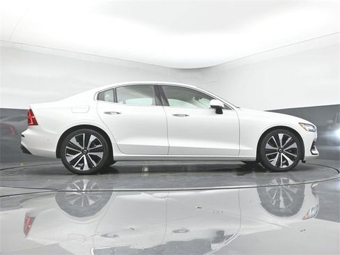 Used 2023 Volvo S60 B5 Ultimate w/ Climate Package image 42