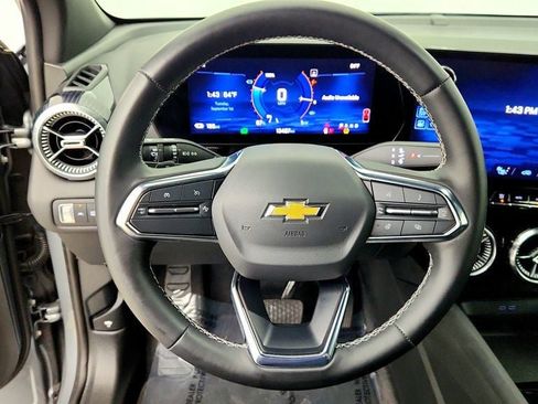 Used 2024 Chevrolet Blazer EV LT AWD/4WD image 12