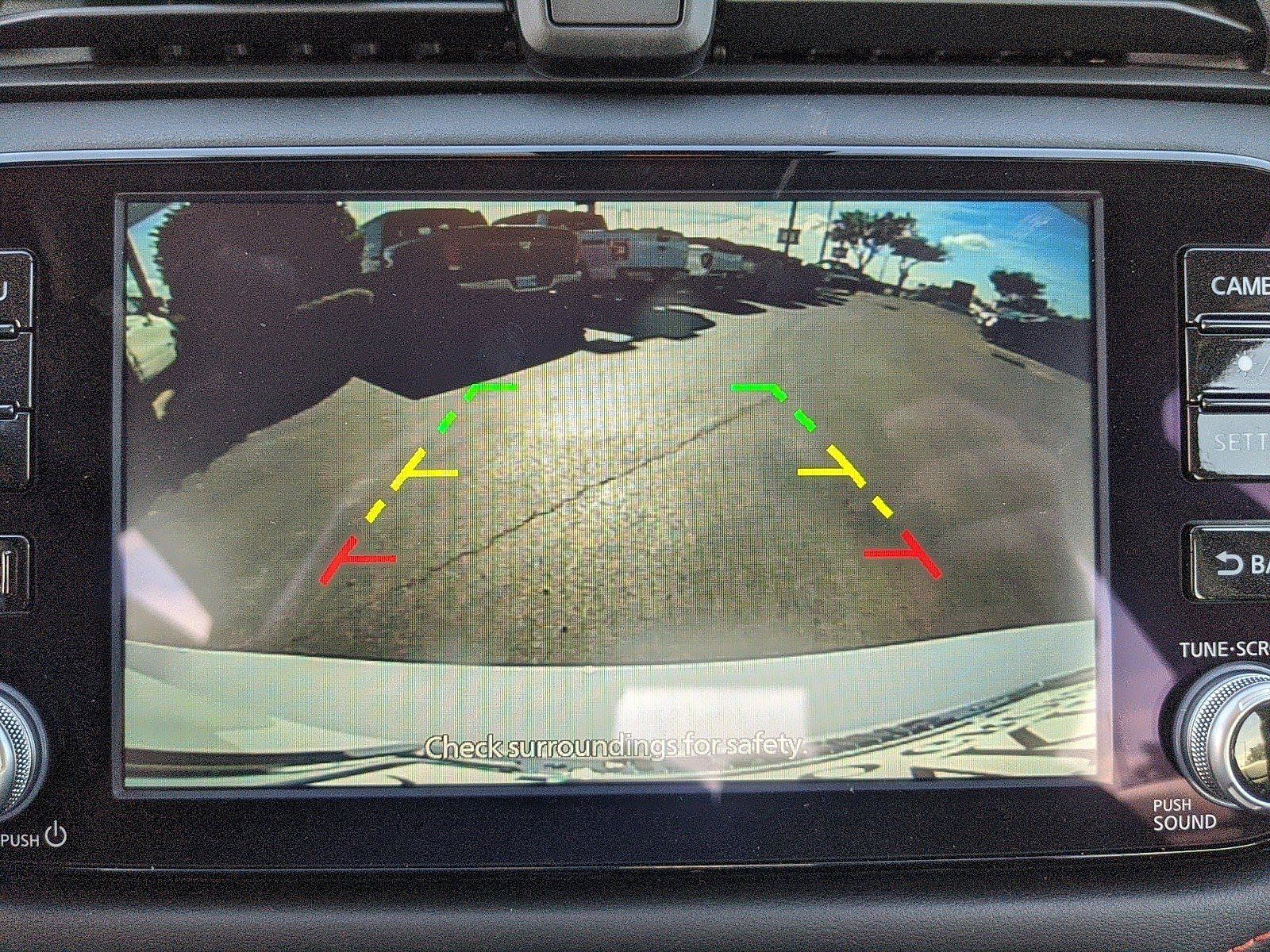 New 2025 Nissan Versa SR w/ Trunk Package FWD image 18