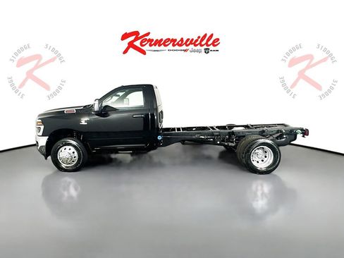 New 2026 RAM 3500 Tradesman w/ Chrome Appearance Group AWD/4WD image 4