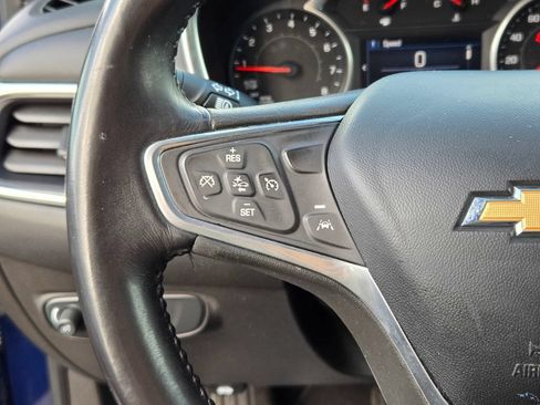 Used 2022 Chevrolet Equinox LT FWD image 38