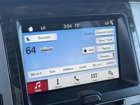 Used 2017 Ford Expedition Limited RWD image 17