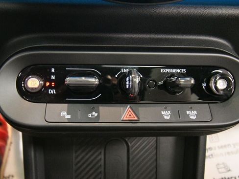 Used 2025 MINI Cooper S FWD image 16