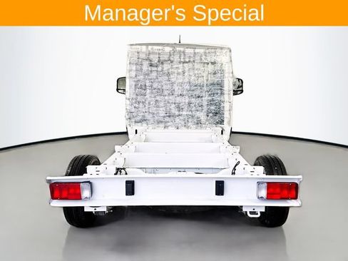 Used 2025 RAM ProMaster 3500 w/ Quick Order Package 22G SLT FWD image 6
