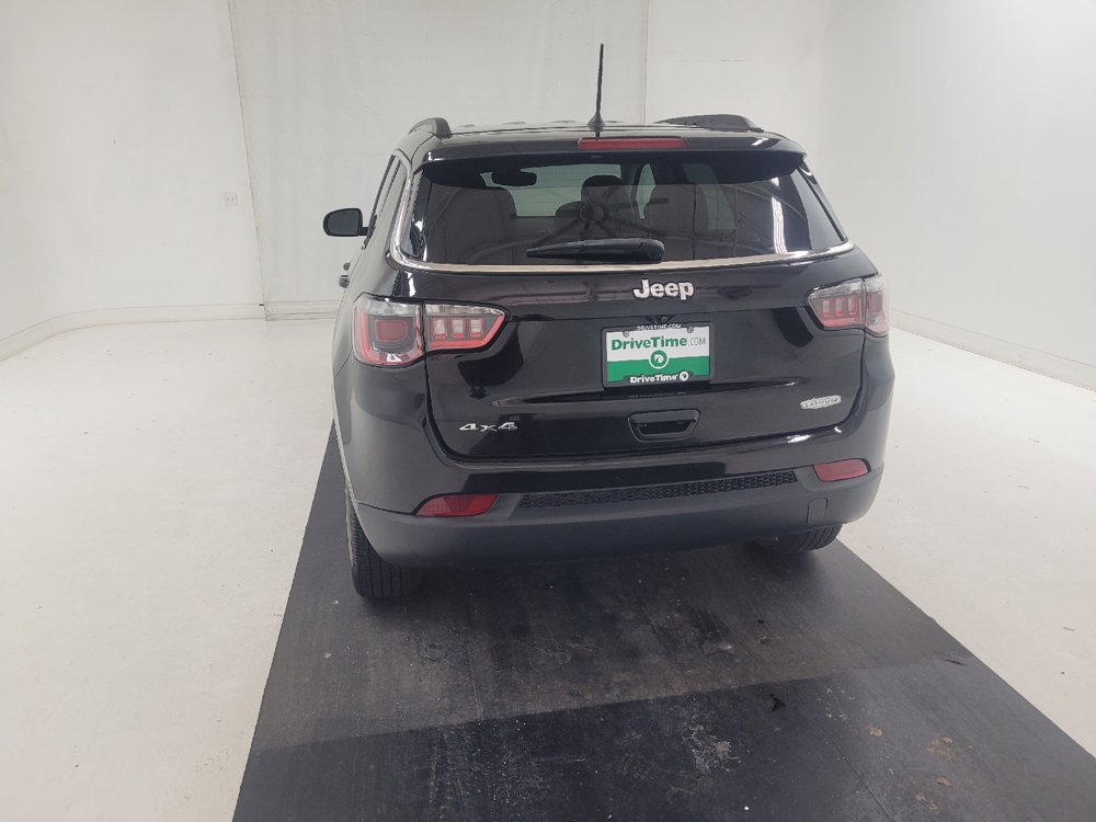 Used 2018 Jeep Compass Latitude AWD/4WD image 6