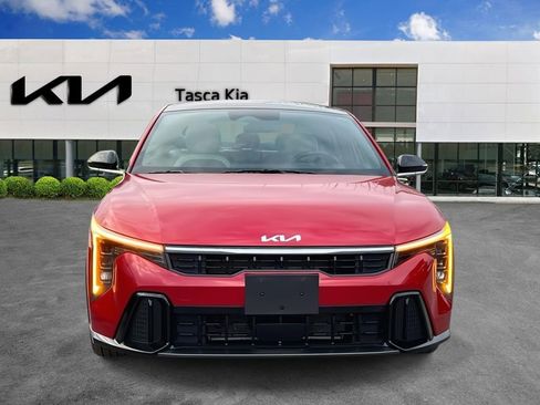 Used 2025 Kia K4 GT-Line w/ GT-Line Premium Package image 2