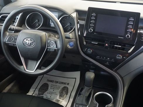 Used 2023 Toyota Camry LE FWD image 20