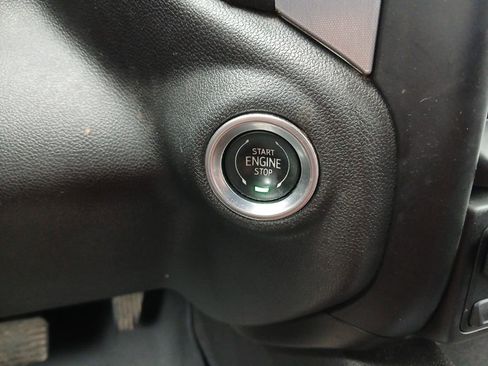 Used 2021 GMC Sierra 1500 SLT image 19