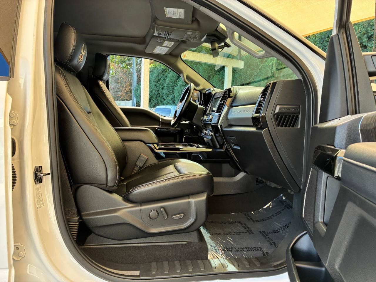 Used 2021 Ford F250 Lariat w/ Lariat Ultimate Package AWD/4WD image 18