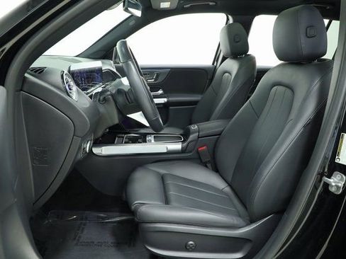 Used 2024 Mercedes-Benz GLB 250 image 29