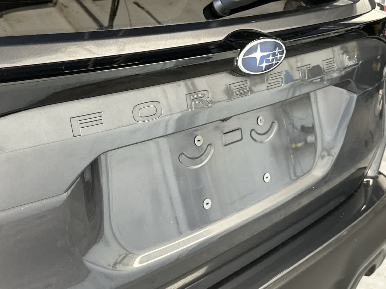 Used 2025 Subaru Forester Limited AWD/4WD image 10