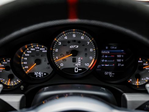 Used 2015 Porsche 911 GT3 image 71