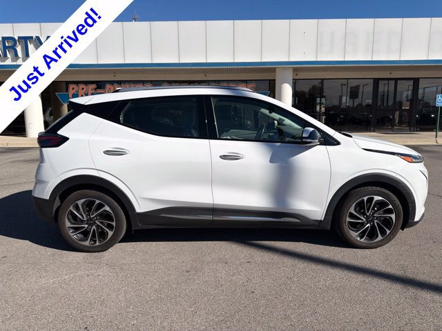 Used 2023 Chevrolet Bolt EUV Premier FWD image 2