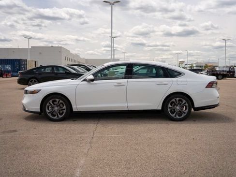 Used 2024 Honda Accord EX-L image 4