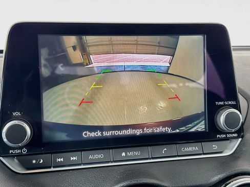 Used 2020 Nissan Sentra SV FWD image 21