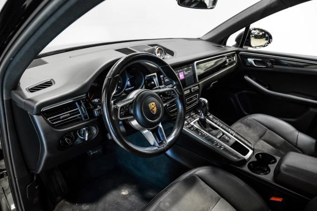 Used 2020 Porsche Macan AWD/4WD image 4