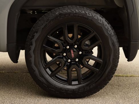 Used 2024 GMC Sierra 1500 Elevation AWD/4WD image 38