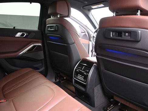 Used 2022 BMW X6 M50i w/ Executive Package AWD/4WD image 21