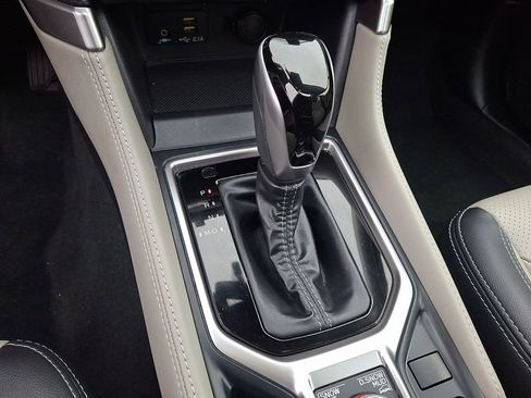 Used 2023 Subaru Forester Limited image 15