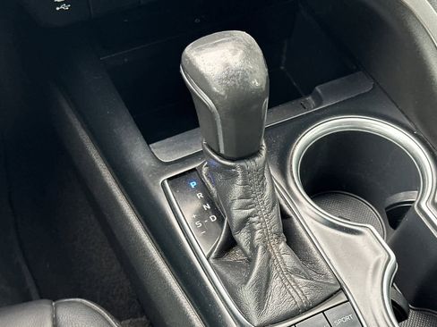 Used 2019 Toyota Camry XSE w/ Navigation Package image 27