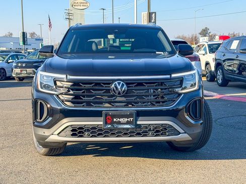 New 2026 Volkswagen Atlas Cross Sport SE image 4