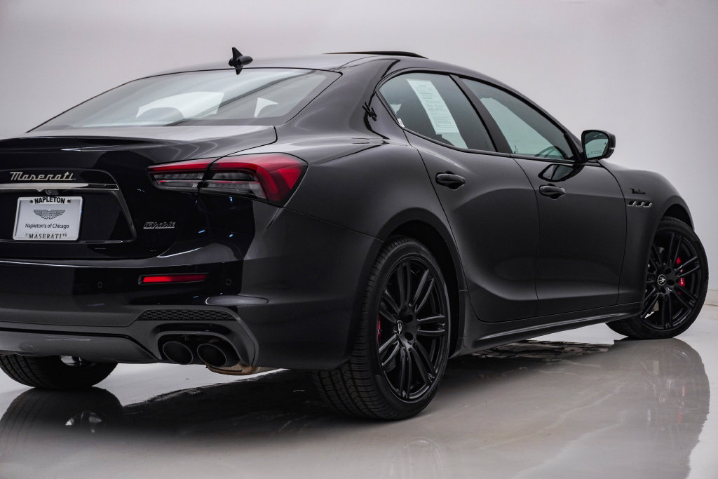 Certified 2023 Maserati Ghibli Modena Q4 AWD/4WD image 10
