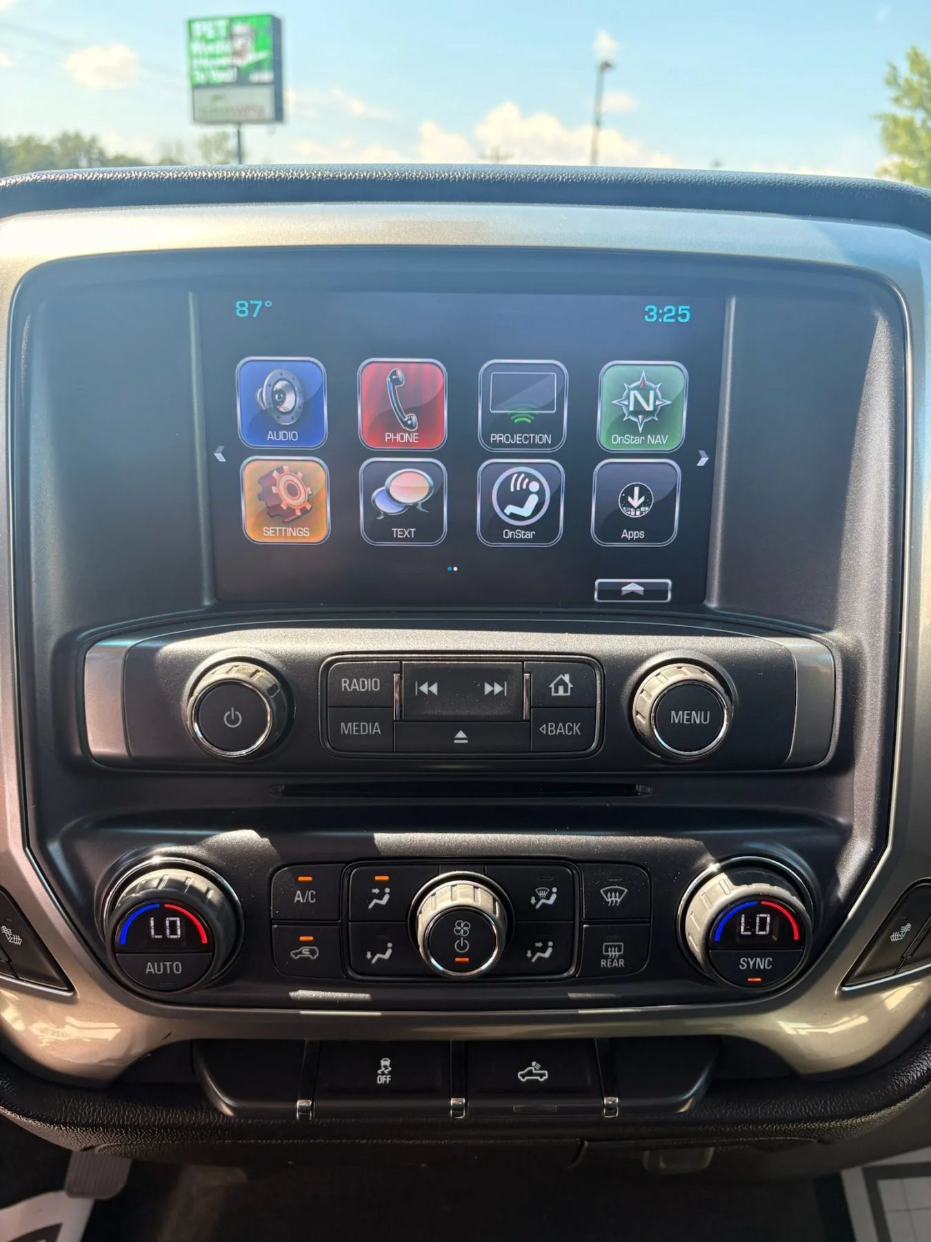 Used 2017 Chevrolet Silverado 1500 LT w/ All Star Edition AWD/4WD image 16