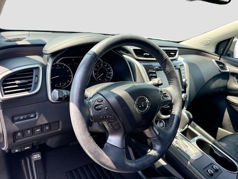 Used 2020 Nissan Murano Platinum FWD image 9