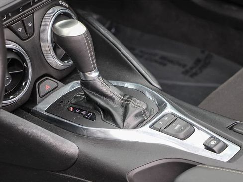 Used 2019 Chevrolet Camaro LT image 27