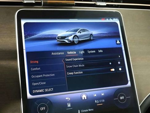 Used 2022 Mercedes-Benz EQS 450+ Sedan image 30