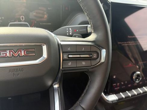 Used 2026 GMC Yukon XL Elevation w/ Elevation Premium Package RWD image 8