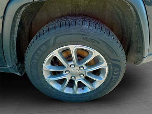 Used 2014 Jeep Grand Cherokee Limited w/ Trailer Tow Group IV image 33