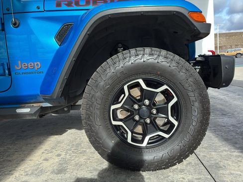 Used 2020 Jeep Gladiator Rubicon image 12