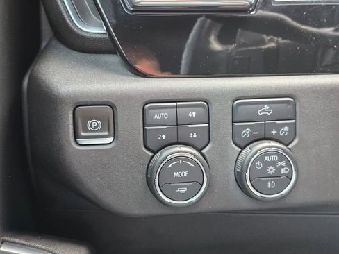 Used 2023 Chevrolet Silverado 1500 RST AWD/4WD image 32