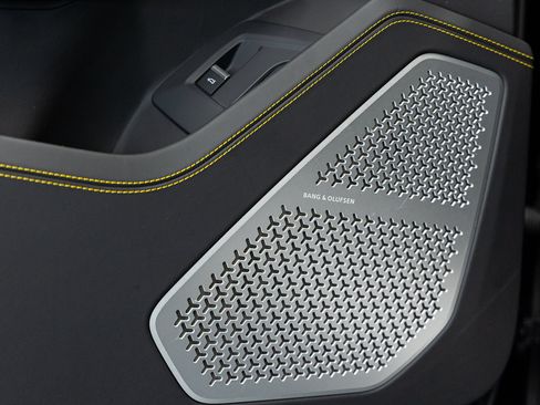 Used 2024 Lamborghini Urus S AWD/4WD image 28