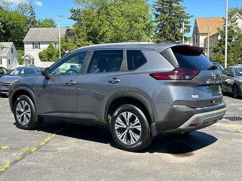 Certified 2023 Nissan Rogue SV w/ SV Premium B Package AWD/4WD image 4