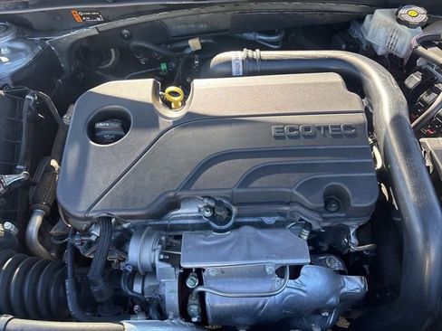 Used 2023 Chevrolet Malibu LT image 22