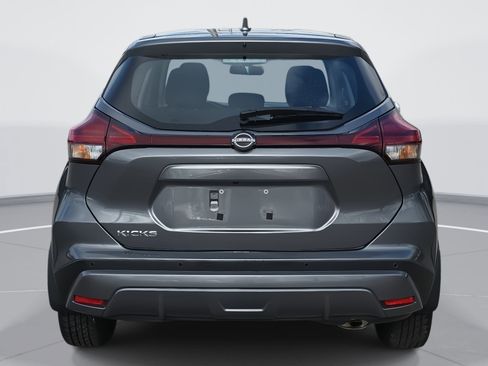 Used 2024 Nissan Kicks S image 6