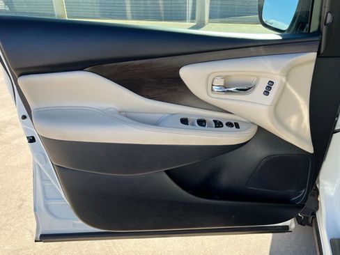 Used 2021 Nissan Murano Platinum w/ Cargo Package image 14