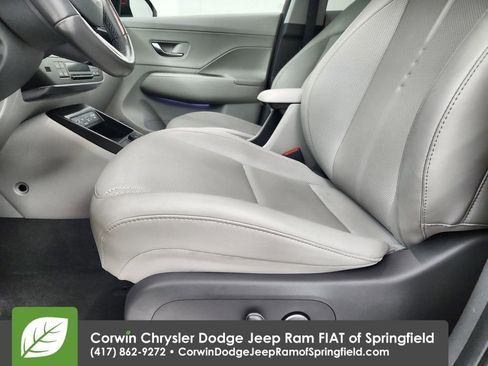 Used 2024 Hyundai Kona Limited image 20