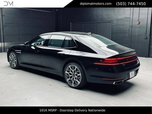Used 2025 Genesis G90 3.5T AWD/4WD image 4