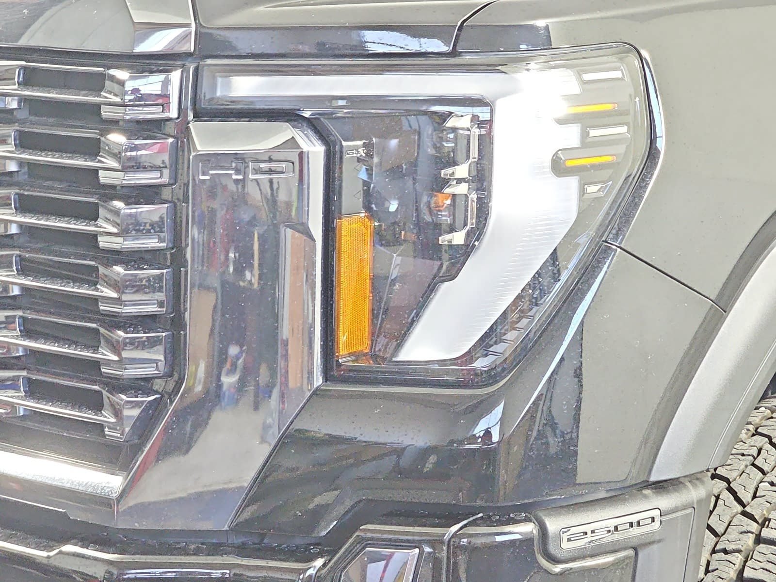 Used 2024 GMC Sierra 2500 Denali Ultimate AWD/4WD image 28