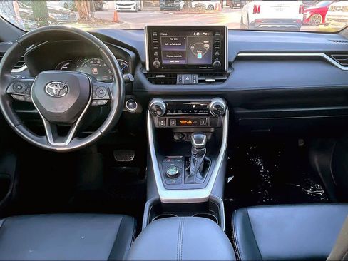 Used 2021 Toyota RAV4 XSE image 15